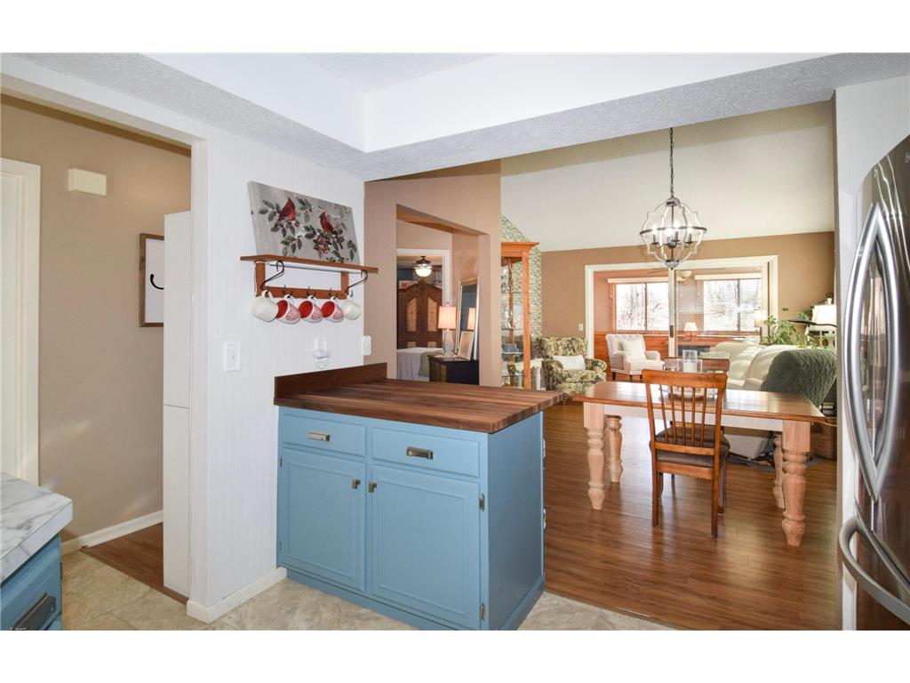 8807 Norway Street NW Coon Rapids MN 55433 7018343 image1