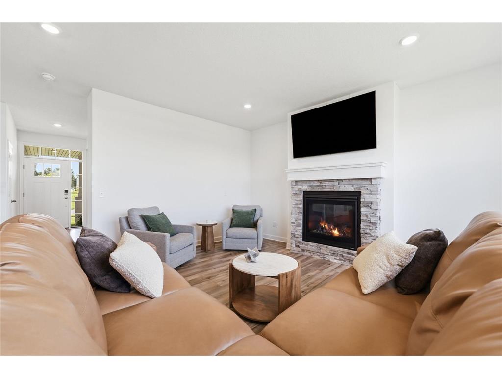 8807 Periwinkle Boulevard Woodbury MN 55129 7107454 image9