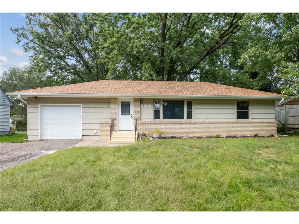 8808 Jackson Street NE Blaine MN 55434 6601902 image1