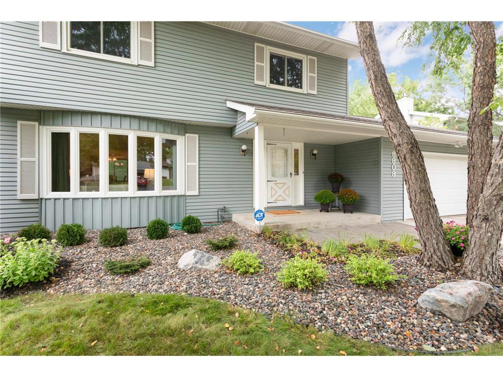 8808 N Brook Circle N Brooklyn Park MN 55428 6428326 image1