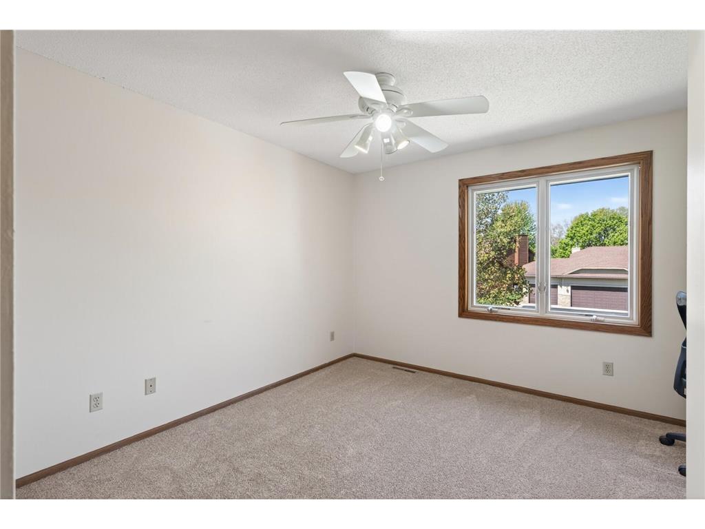 8809 Inverness Terrace Brooklyn Park MN 55443 7061954 image32