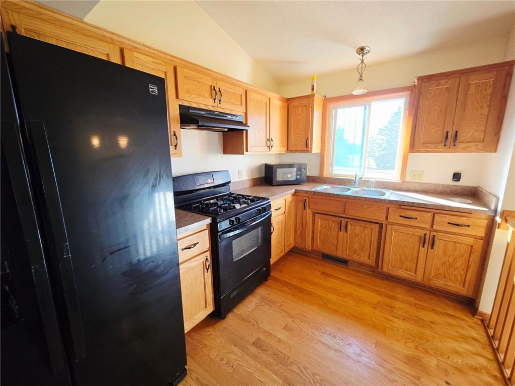 881 70th Avenue N Brooklyn Center MN 55430 6800992 image1