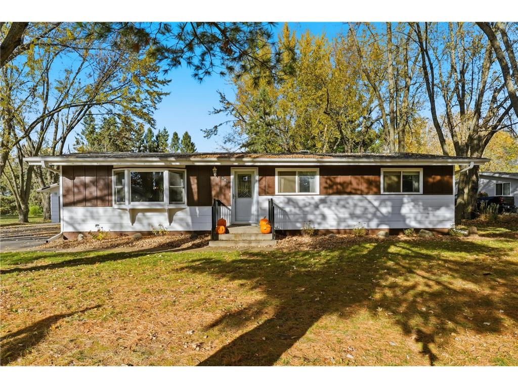 881 Coleman Drive New Richmond WI 54017 6810612 image1