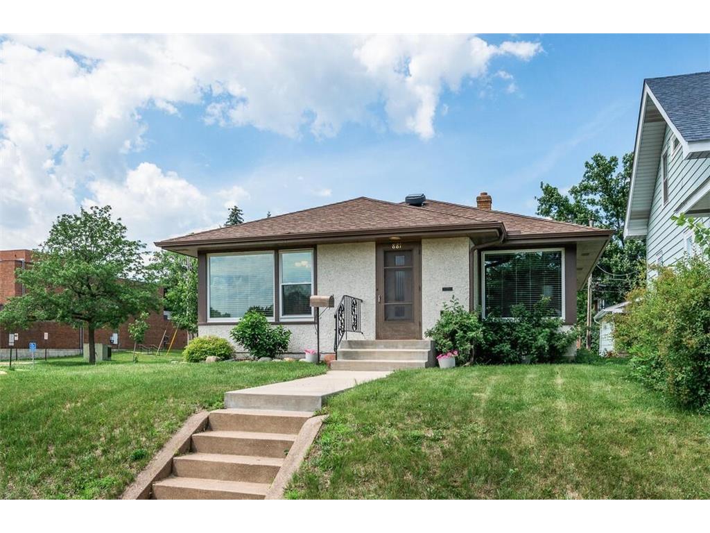881 Hyacinth Avenue E Saint Paul MN 55106 6708729 image1