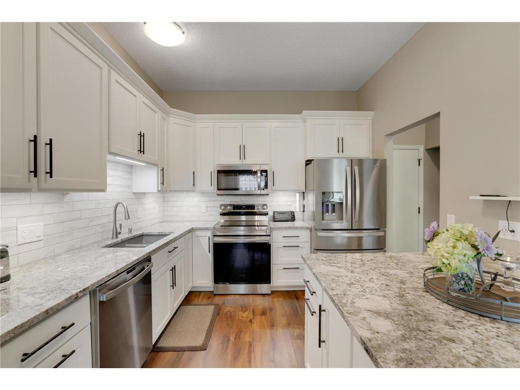 881 Kimberly Lane Chanhassen MN 55317 7080664 image1