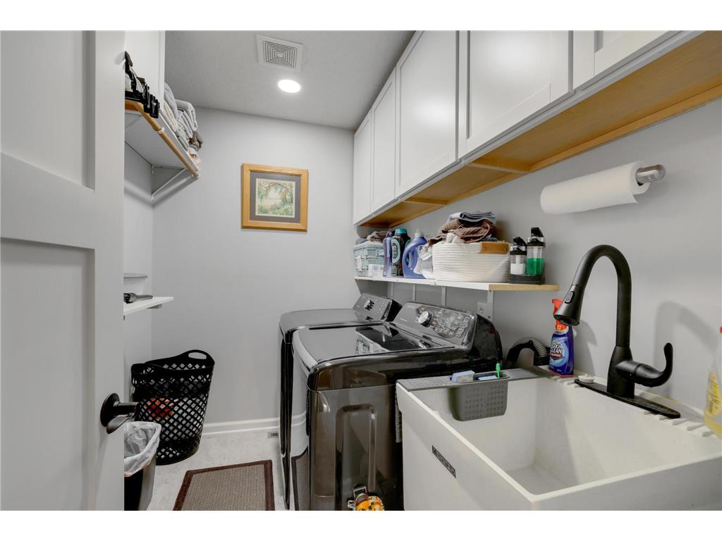 881 Kimberly Lane Chanhassen MN 55317 7080664 image26