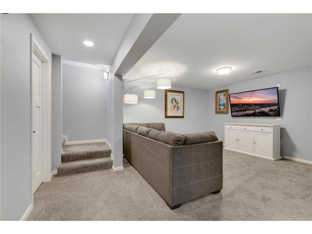 881 Kimberly Lane Chanhassen MN 55317 7080664 image27