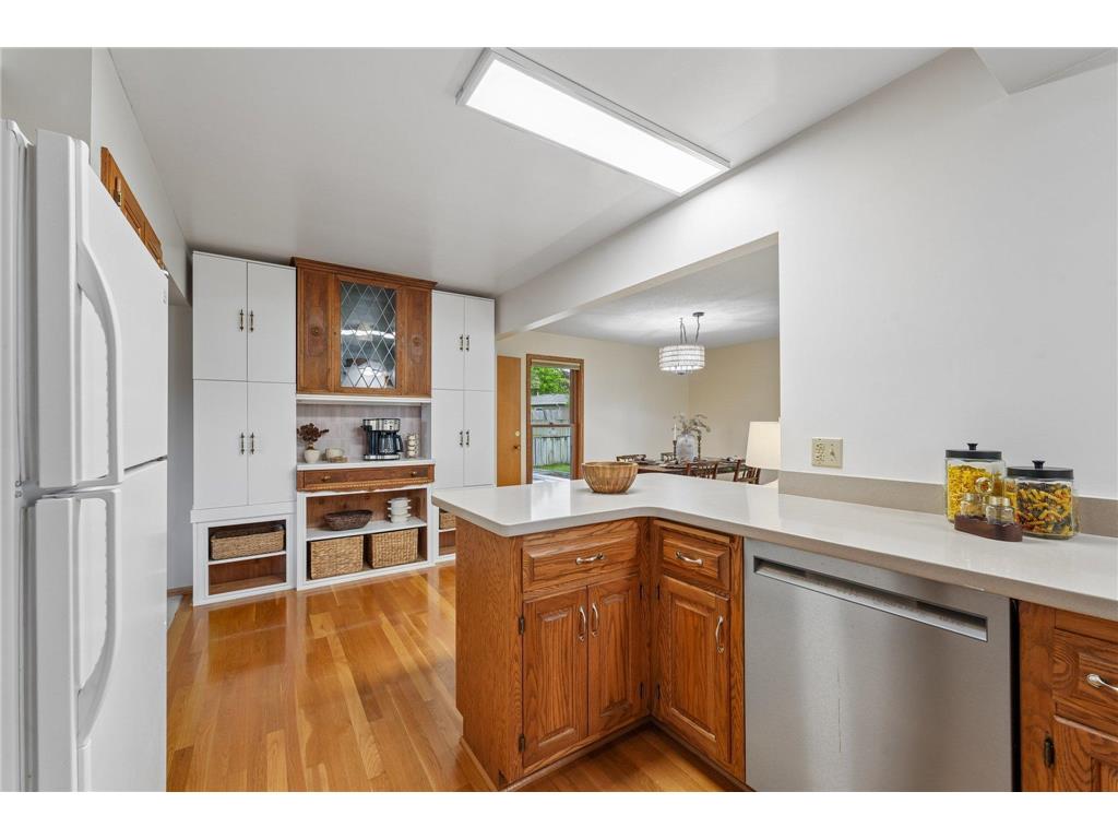 881 Pandora Drive NE Fridley MN 55432 7076200 image13