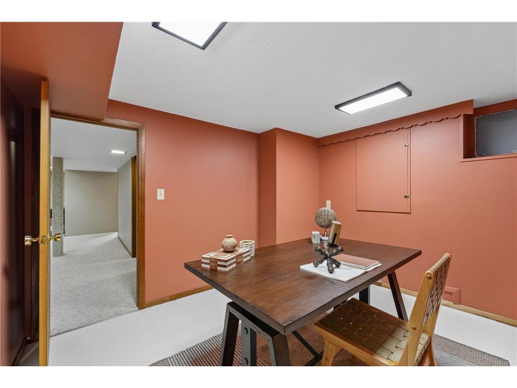 881 Pandora Drive NE Fridley MN 55432 7076200 image34