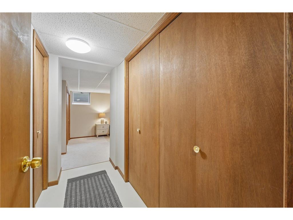 881 Pandora Drive NE Fridley MN 55432 7076200 image35