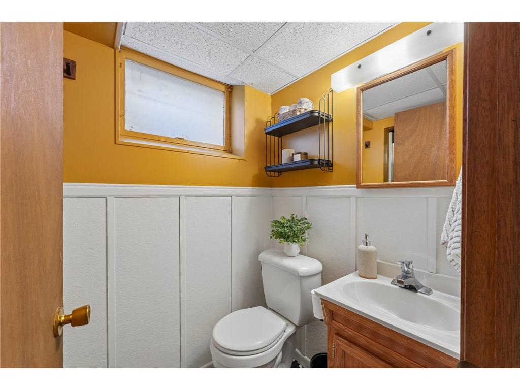 881 Pandora Drive NE Fridley MN 55432 7076200 image36