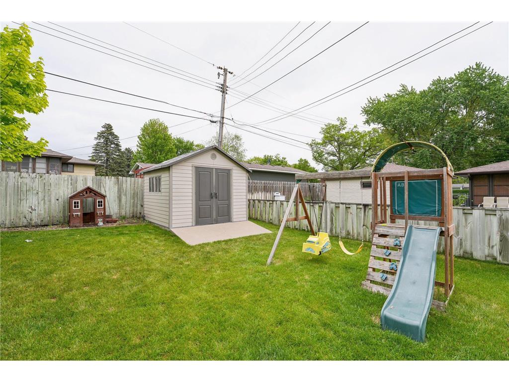881 Pandora Drive NE Fridley MN 55432 7076200 image40