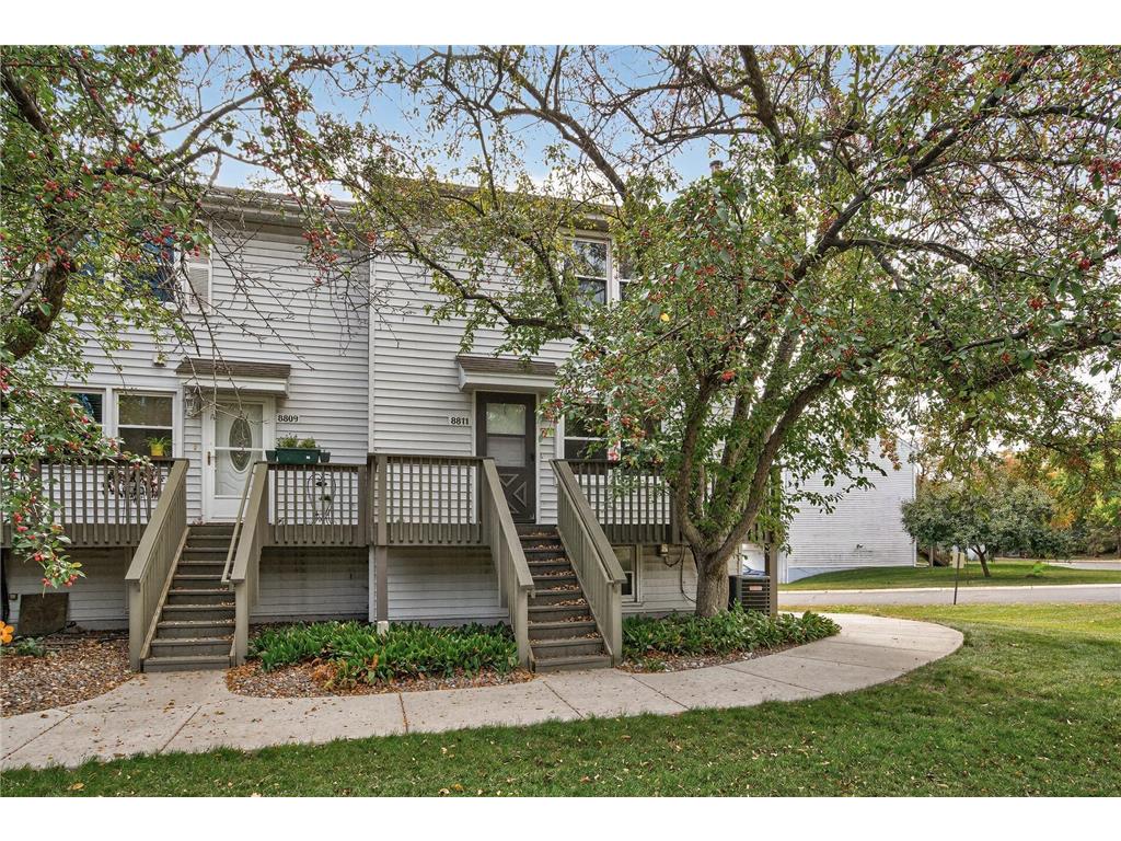 8811 42nd Avenue N New Hope MN 55427 7011362 image1