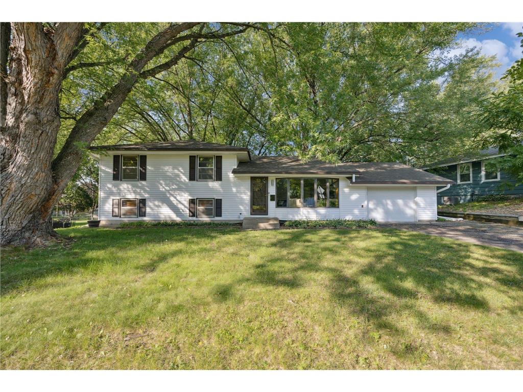 8812 York Road S Bloomington MN 55431 6453062 image1