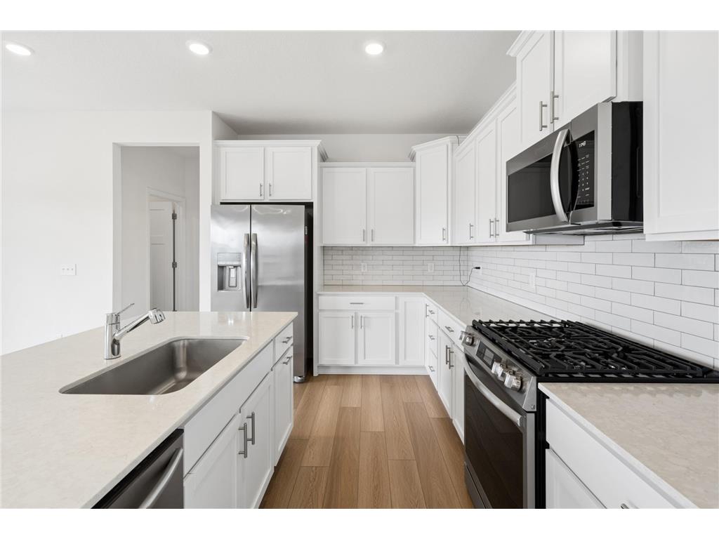 8813 Periwinkle Boulevard Woodbury MN 55129 7101255 image22
