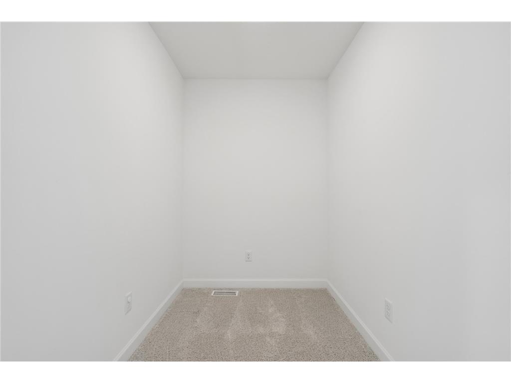 8813 Periwinkle Boulevard Woodbury MN 55129 7101255 image34