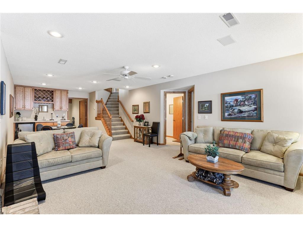 8813 Stonebrooke Court Woodbury MN 55125 6823086 image28