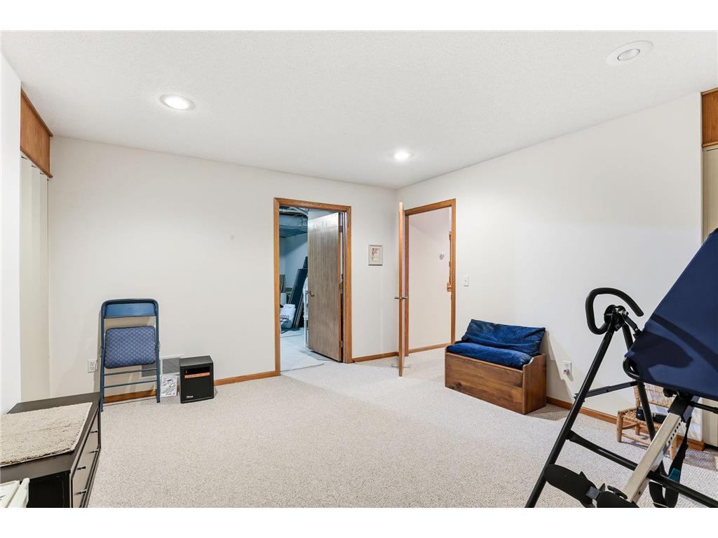 8813 Stonebrooke Court Woodbury MN 55125 6823086 image34