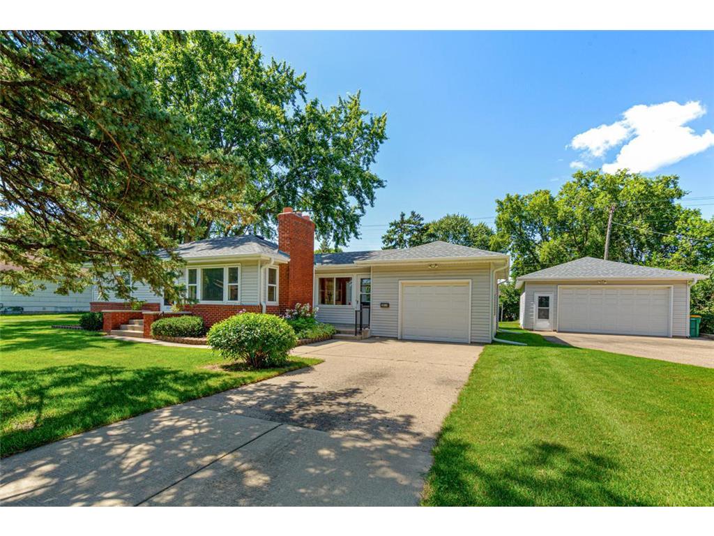 8814 1st Avenue S Bloomington MN 55420 6762292 image1