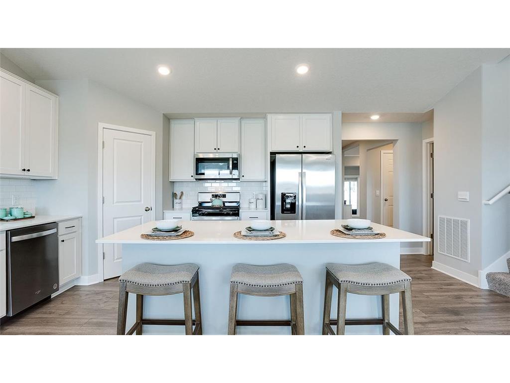 8815 Jorgensen Avenue S Cottage Grove MN 55016 7028383 image2