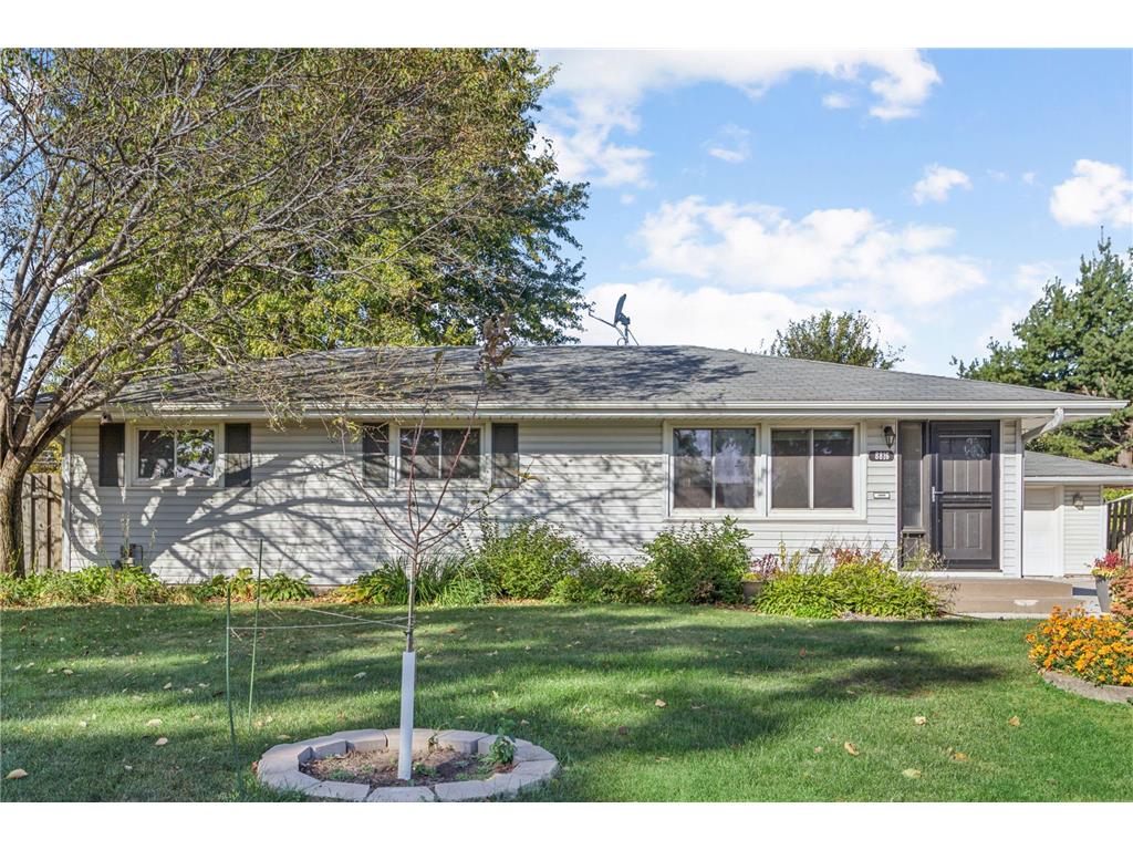 8816 Irving Avenue S Bloomington MN 55431 6616110 image1