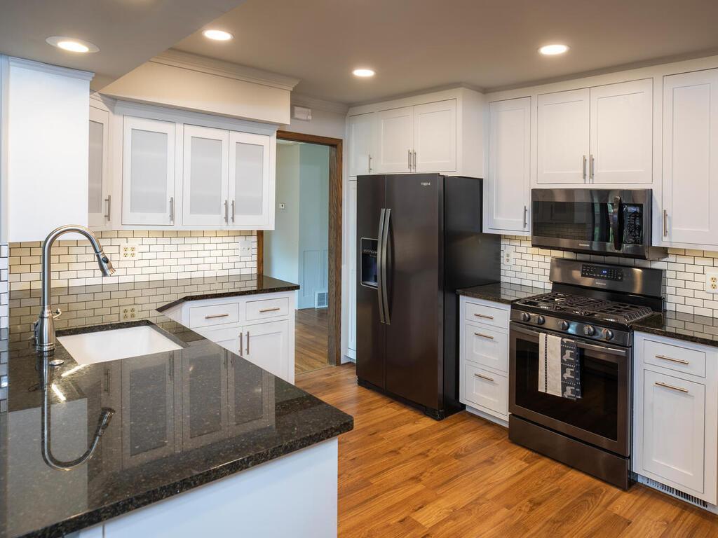 8817 Irving Avenue S Bloomington MN 55431 6392956 image1