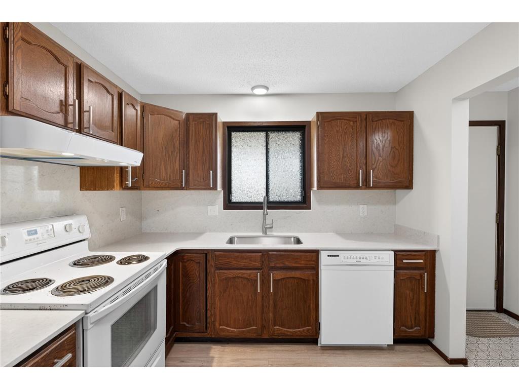 8818 Aldrich Avenue S Bloomington MN 55420 7047600 image12