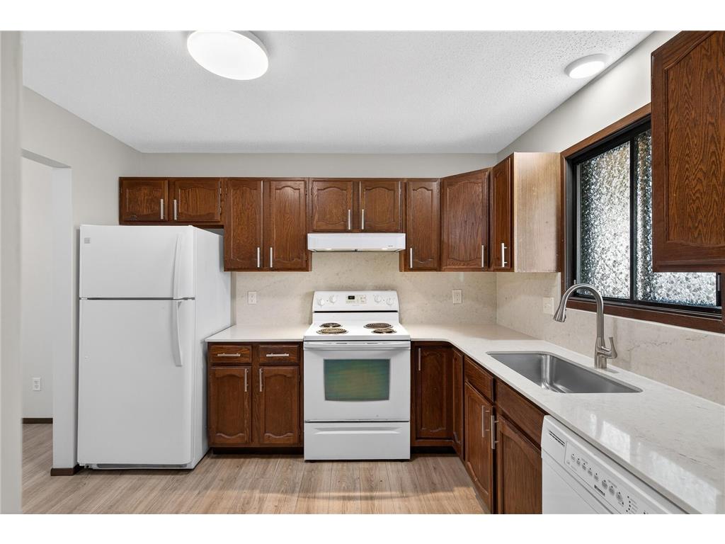 8818 Aldrich Avenue S Bloomington MN 55420 7047600 image13