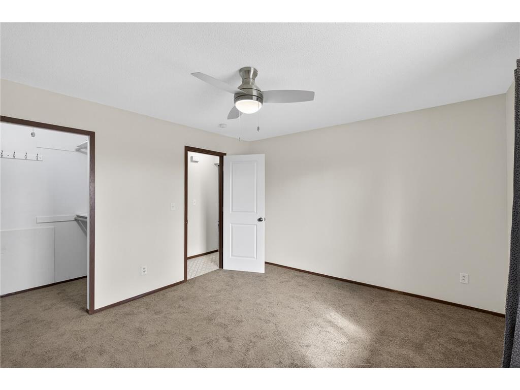 8818 Aldrich Avenue S Bloomington MN 55420 7047600 image17