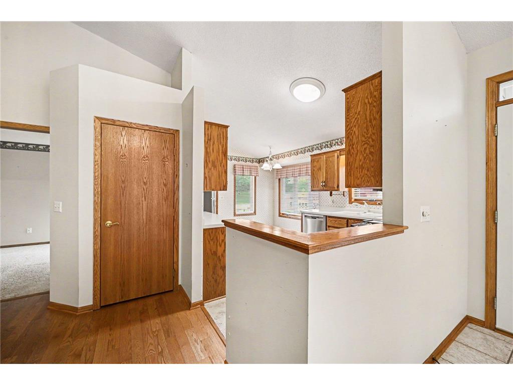 8819 Stonebrooke Court Woodbury MN 55125 7066259 image15