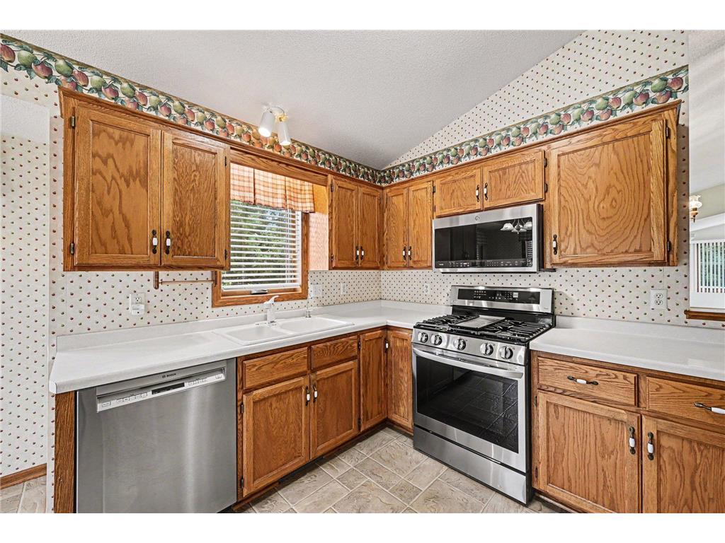 8819 Stonebrooke Court Woodbury MN 55125 7066259 image16