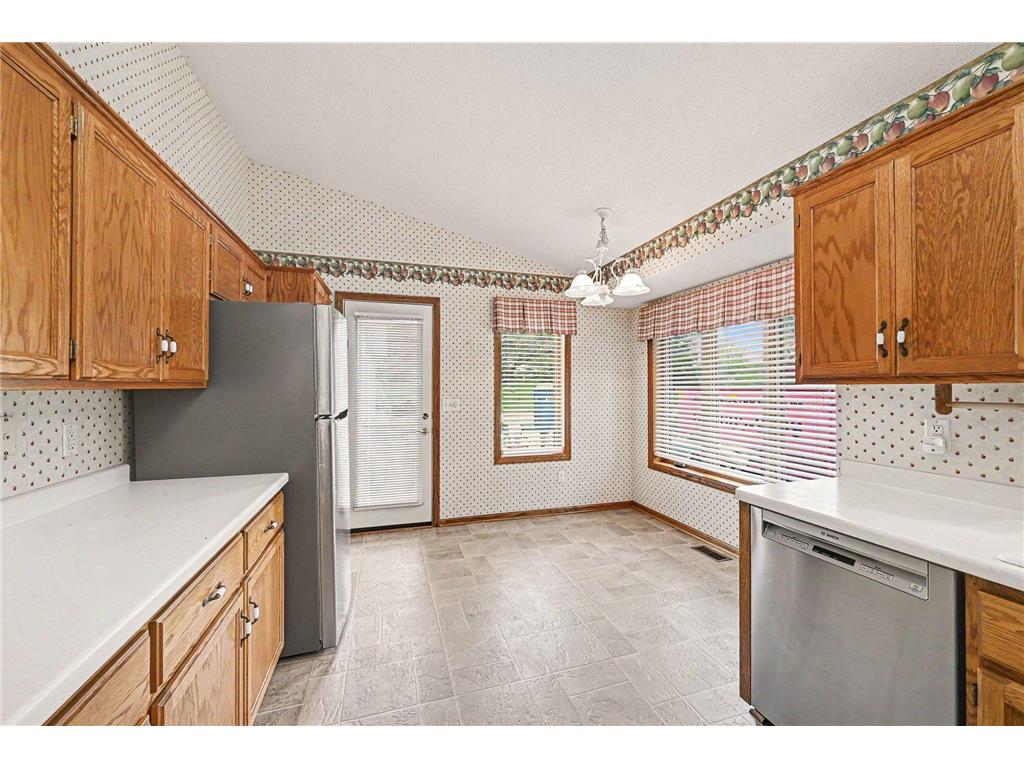 8819 Stonebrooke Court Woodbury MN 55125 7066259 image19