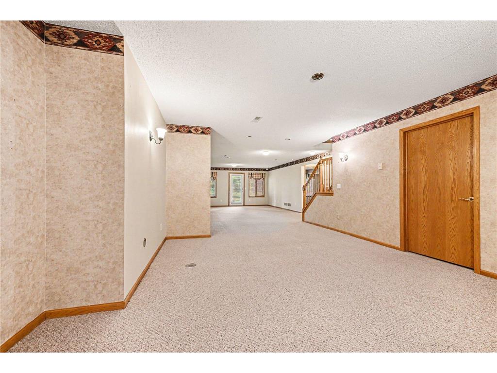 8819 Stonebrooke Court Woodbury MN 55125 7066259 image26