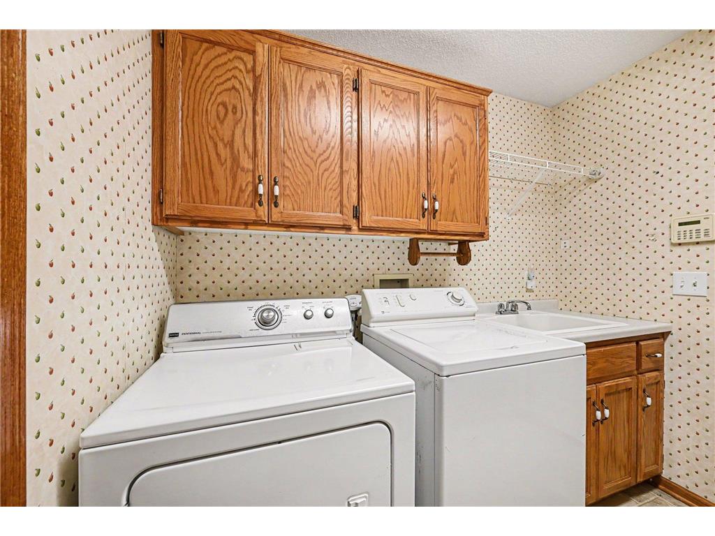 8819 Stonebrooke Court Woodbury MN 55125 7066259 image36