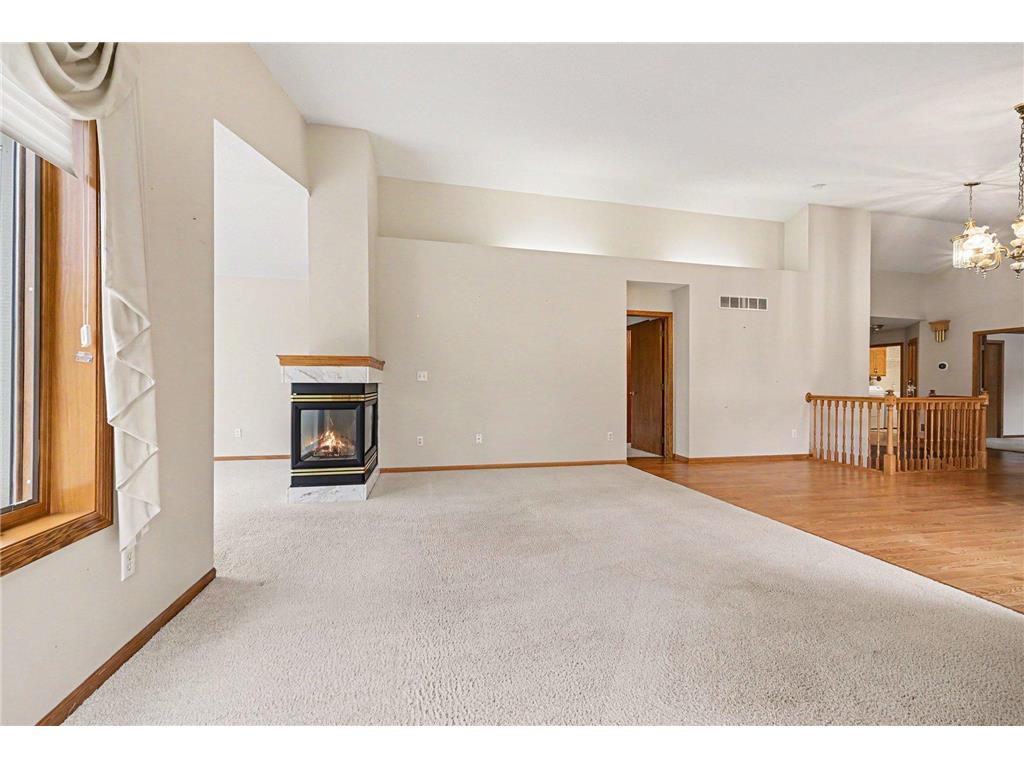 8819 Stonebrooke Court Woodbury MN 55125 7066259 image4