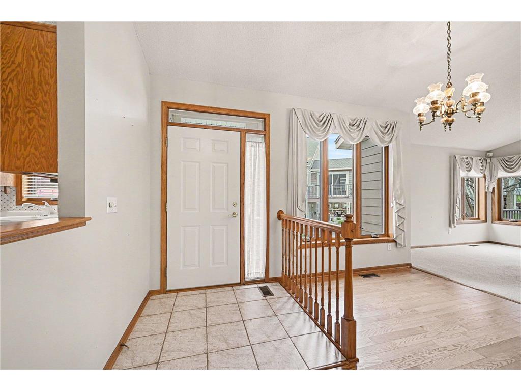8819 Stonebrooke Court Woodbury MN 55125 7066259 image9