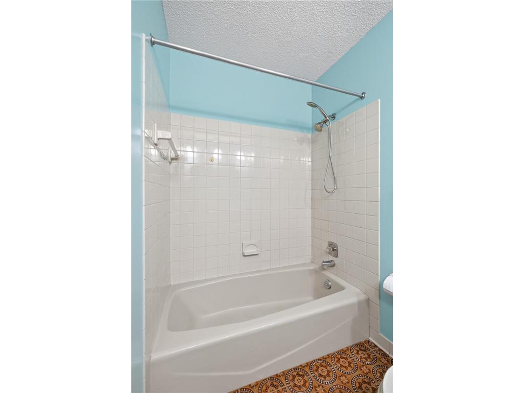 882 90th Avenue NW Coon Rapids MN 55433 7103638 image20