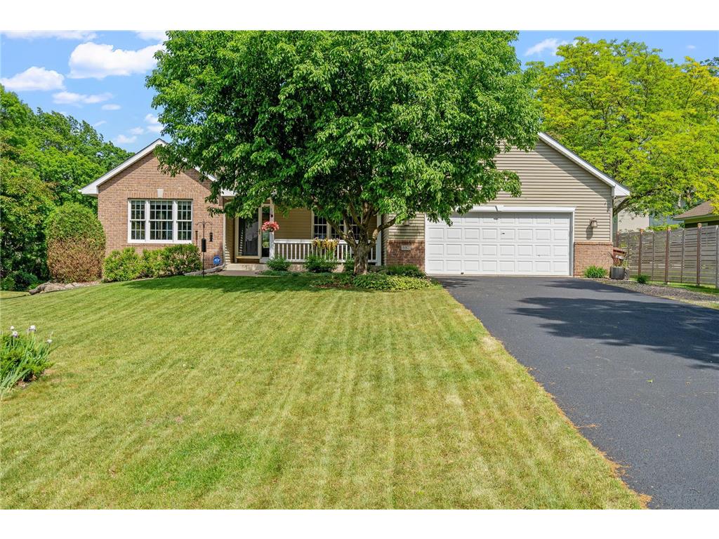 882 East Avenue, Mahtomedi, MN, 55115 MLS 6488907 Edina Realty