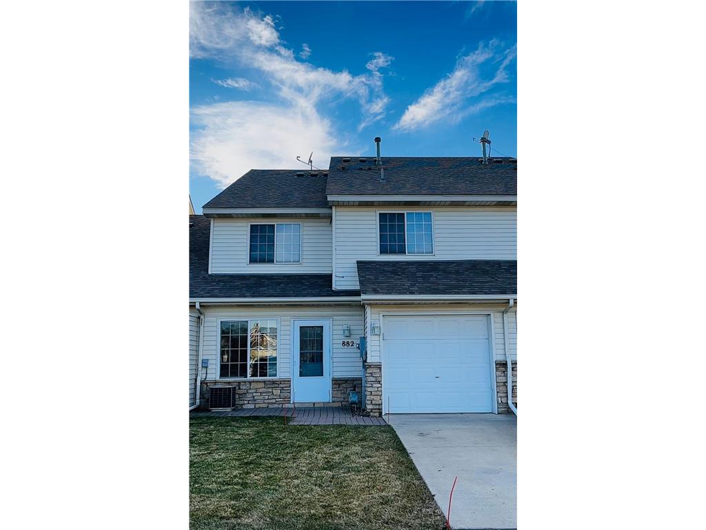882 Gannon Drive Shakopee MN 55379 6467337 image1