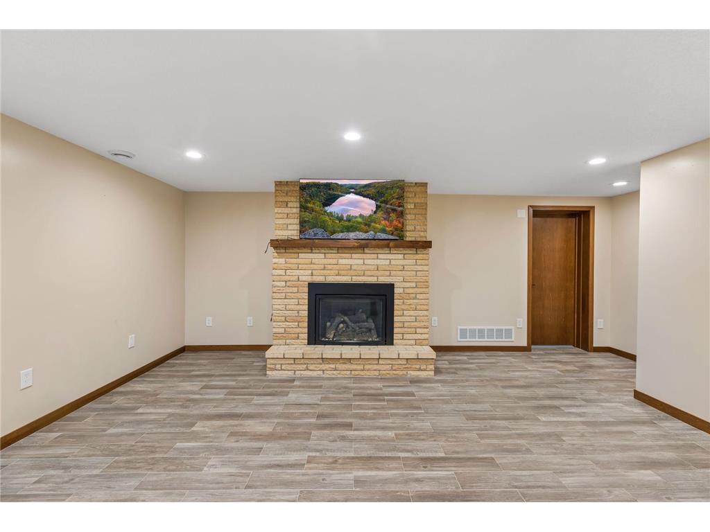 882 Willow Ridge 1 Hudson WI 54016 6755976 image47