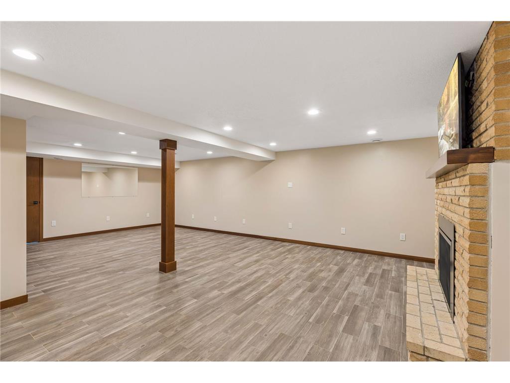 882 Willow Ridge 1 Hudson WI 54016 6755976 image48