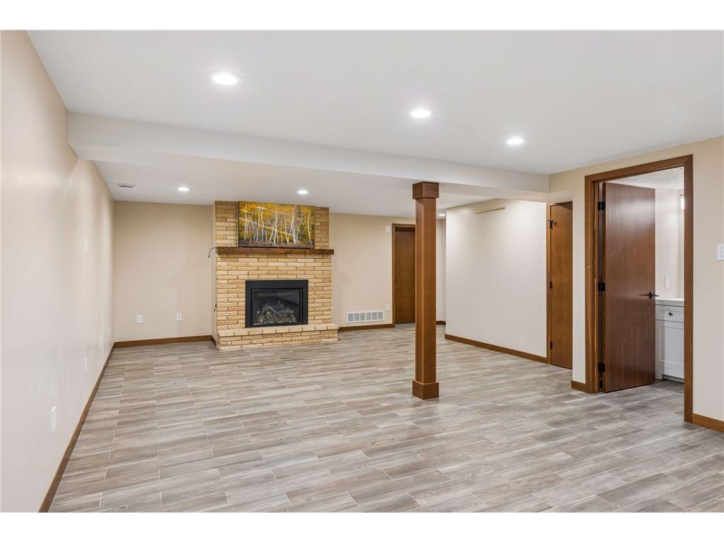 882 Willow Ridge 1 Hudson WI 54016 6755976 image50