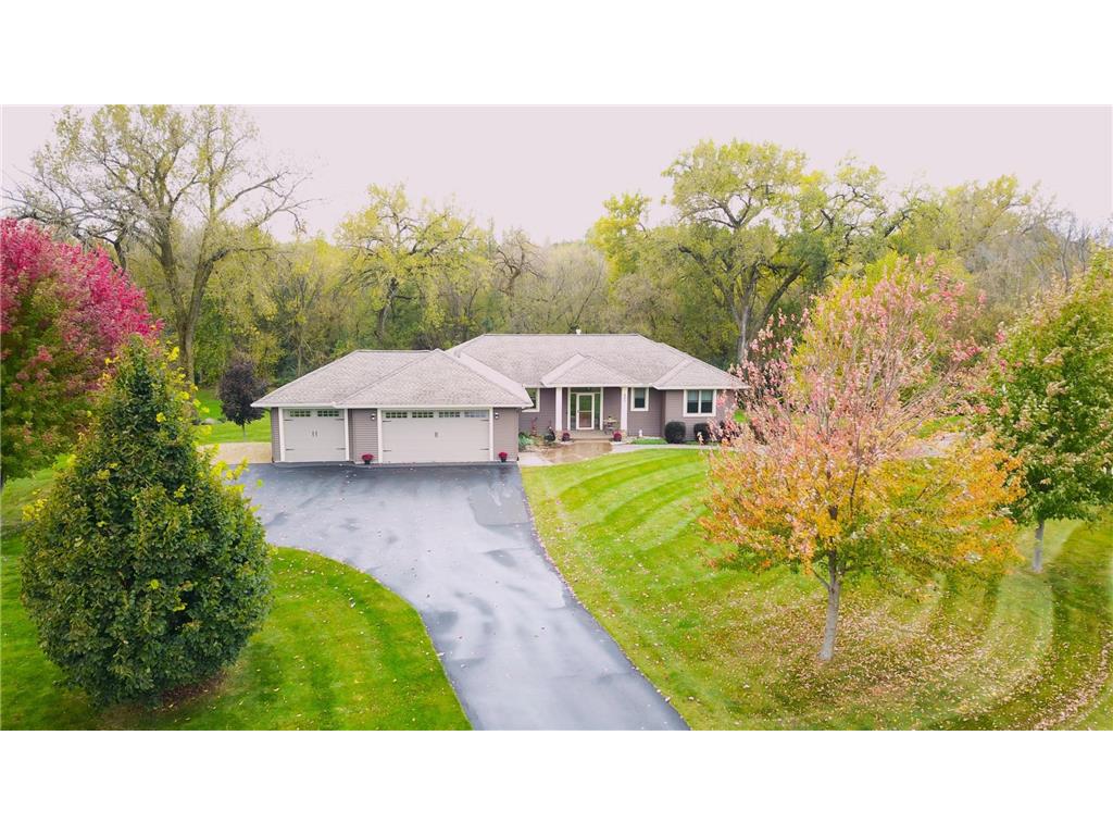 882 Yellowstone Trail Hudson WI 54016 6801786 image1