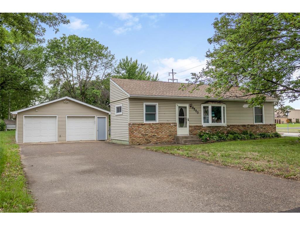 8820 Monroe Street NE Blaine MN 55434 7092001 image1