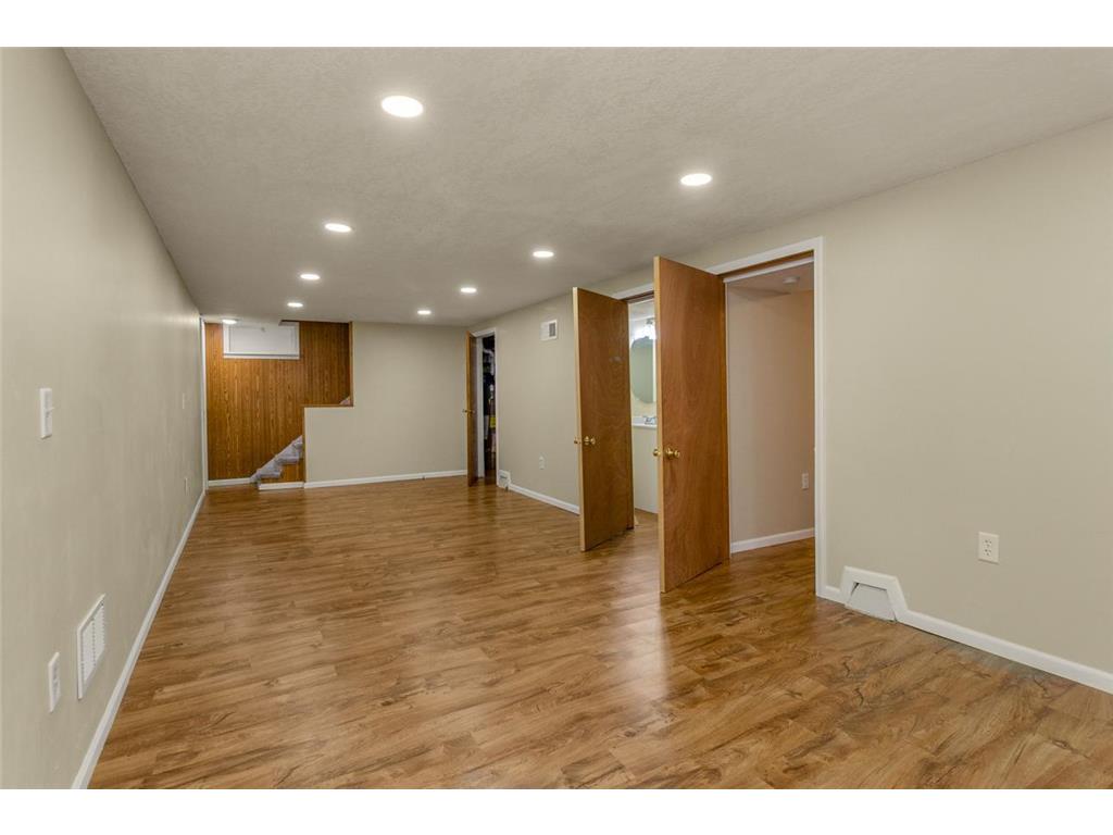 8820 Monroe Street NE Blaine MN 55434 7092001 image20