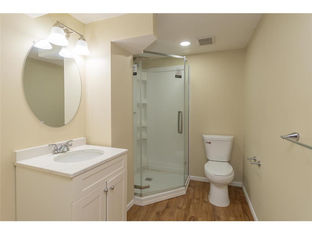 8820 Monroe Street NE Blaine MN 55434 7092001 image23