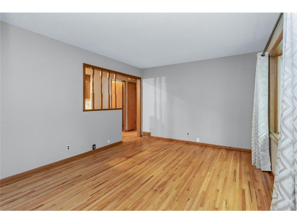 8820 Monroe Street NE Blaine MN 55434 7092001 image3