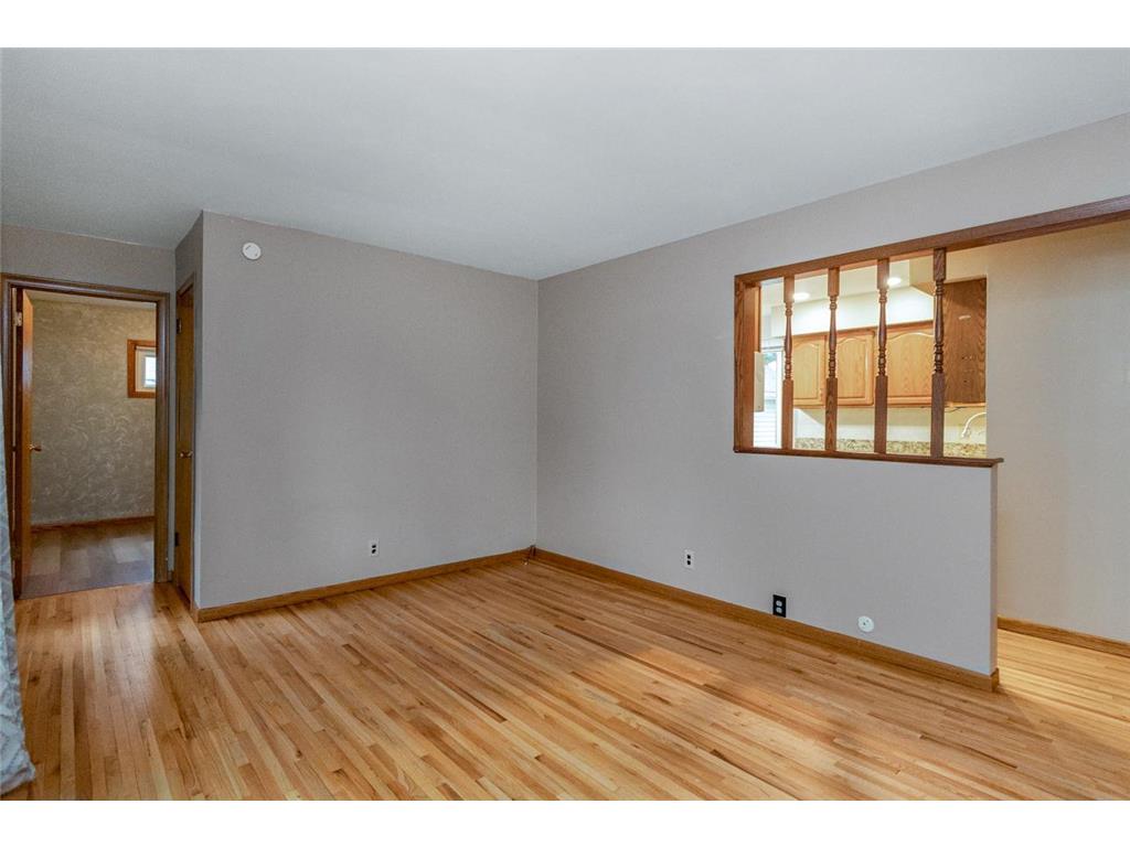 8820 Monroe Street NE Blaine MN 55434 7092001 image4