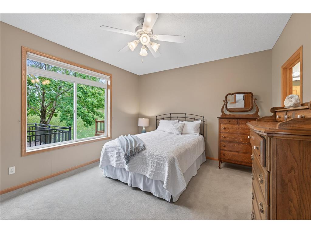 8821 Preserve Place Savage MN 55378 6710283 image12