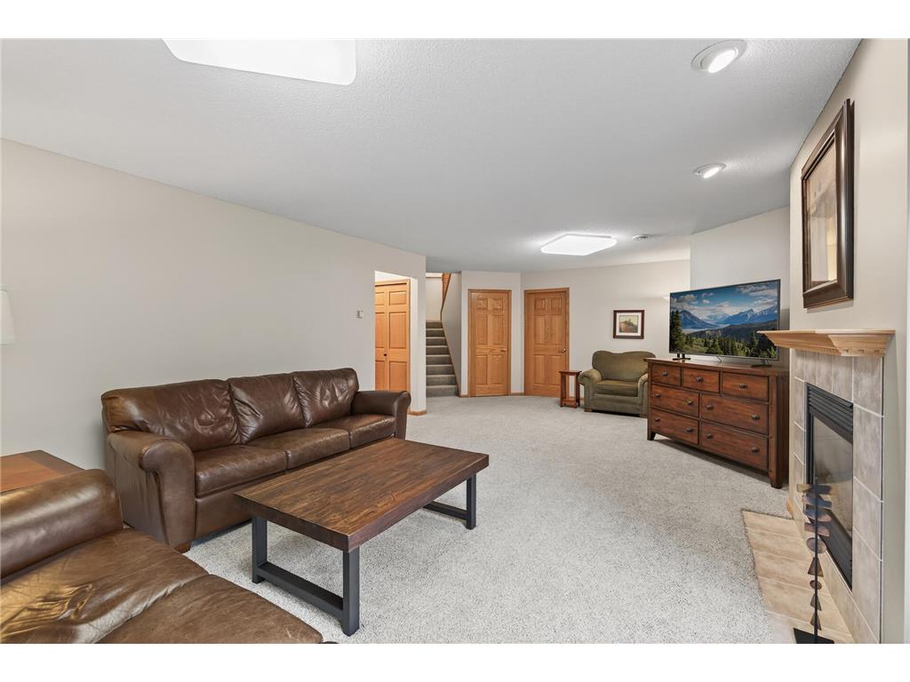 8821 Preserve Place Savage MN 55378 6710283 image23